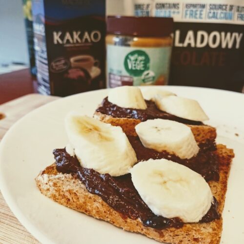 Tosty z pastą Nutella i bananem